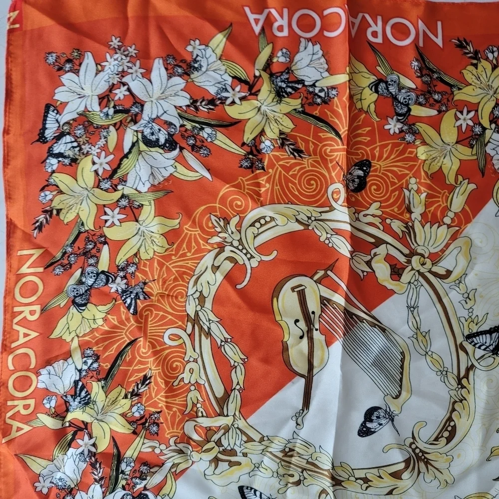 noracora square scarf